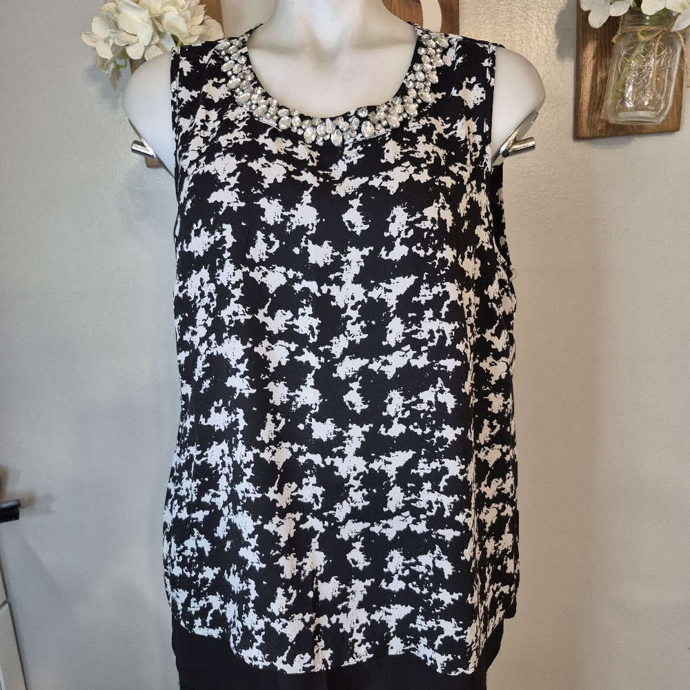 Black Rainn Sleeveless Jeweled Blouse